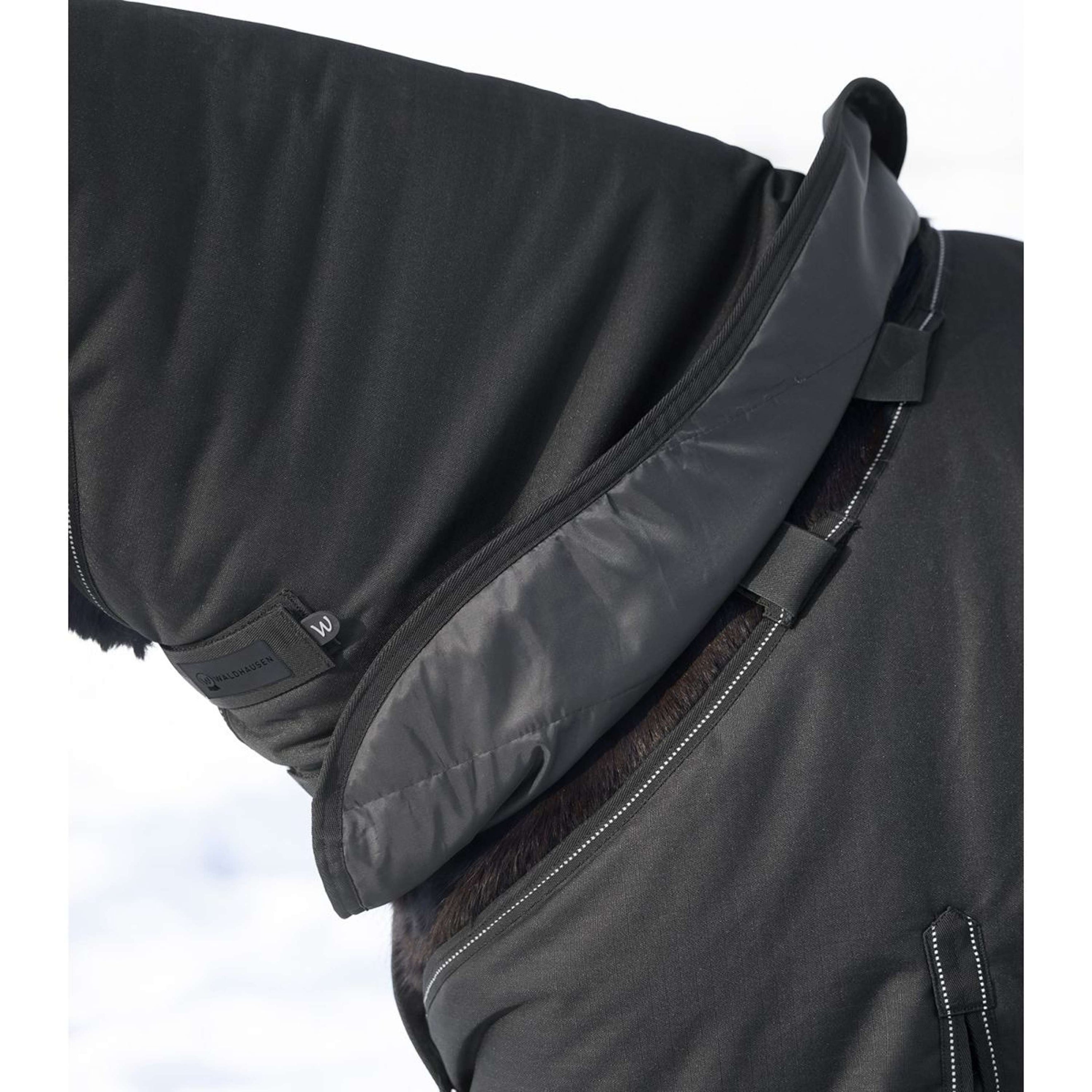 Waldhausen Halsdeel 600D Light Zwart Waldhausen Halsdeel 600D Light Zwart