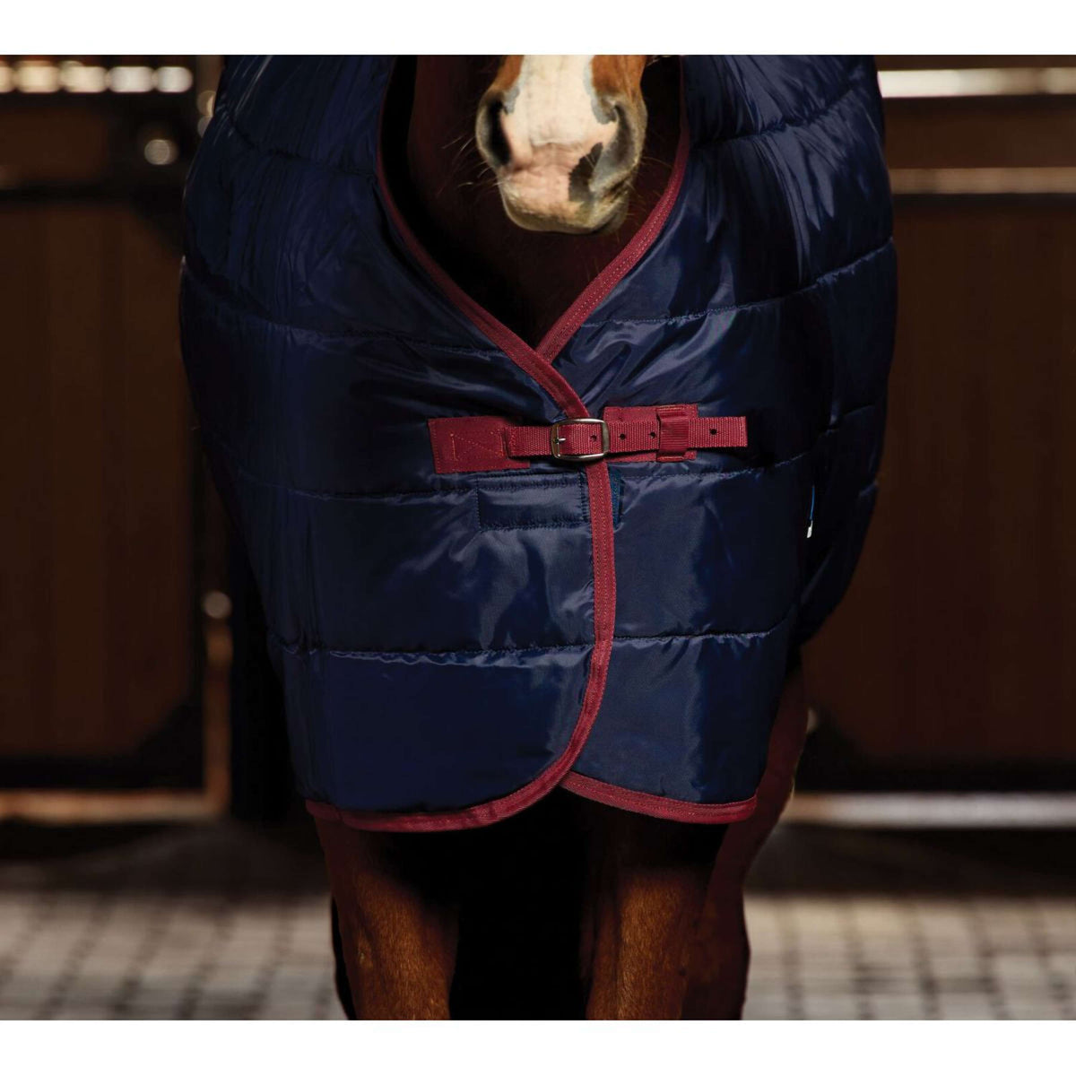 WeatherBeeta Staldeken ComFiTec 210D Channel Quilt Standard Neck 100g Navy/Burgundy