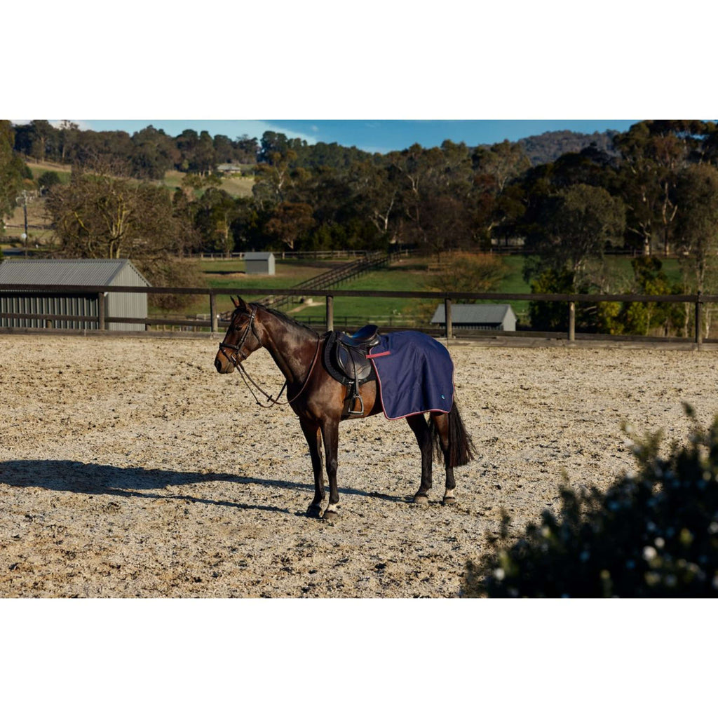 WeatherBeeta Uitrijdeken Essential Fleece Lined Quarter Sheet Navy/Burgundy