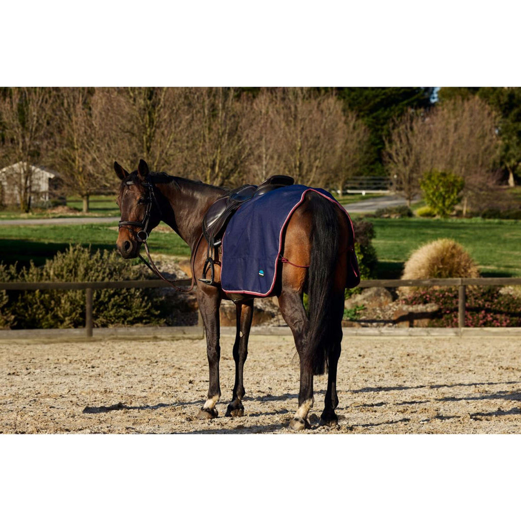 WeatherBeeta Uitrijdeken Essential Fleece Lined Quarter Sheet Navy/Burgundy