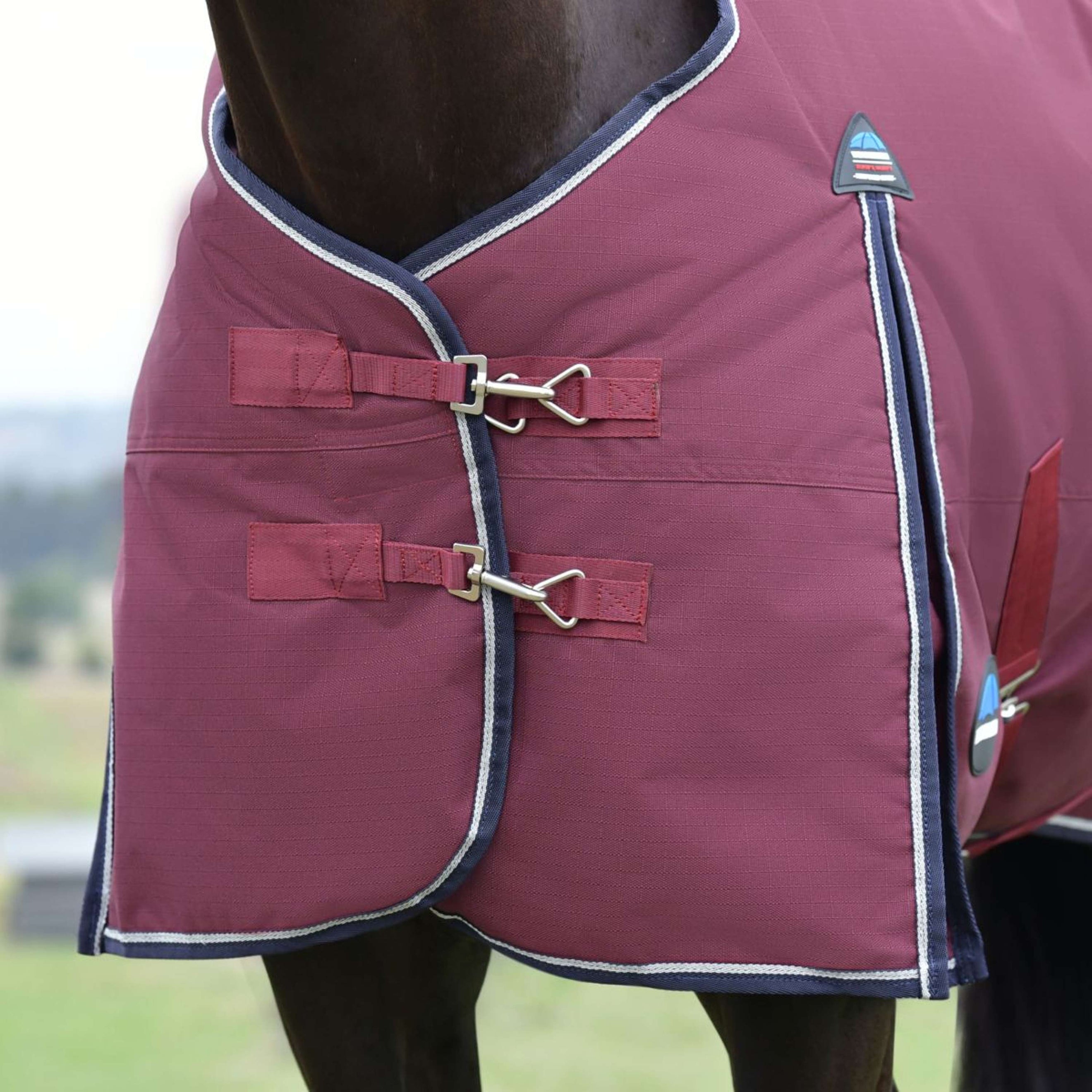 WeatherBeeta ComFiTec Essential Turnout 360g Burgundy/Navy WeatherBeeta ComFiTec Essential Turnout 360g Burgundy/Navy