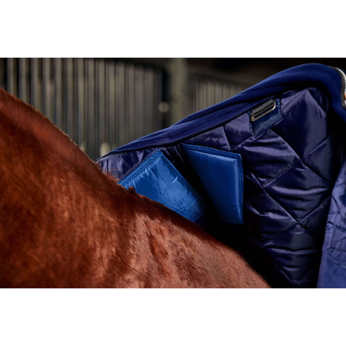 WeatherBeeta Staldeken ComFiTec 100D Diamond Quilt Detach-A-Neck 220g Navy/Charcoal