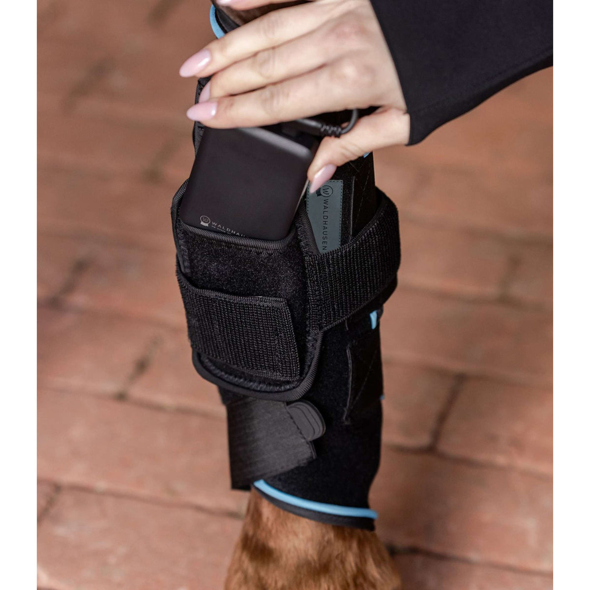 Waldhausen Health + Care Beschermer TecSupreme Cooling/Warming/Tril Zwart