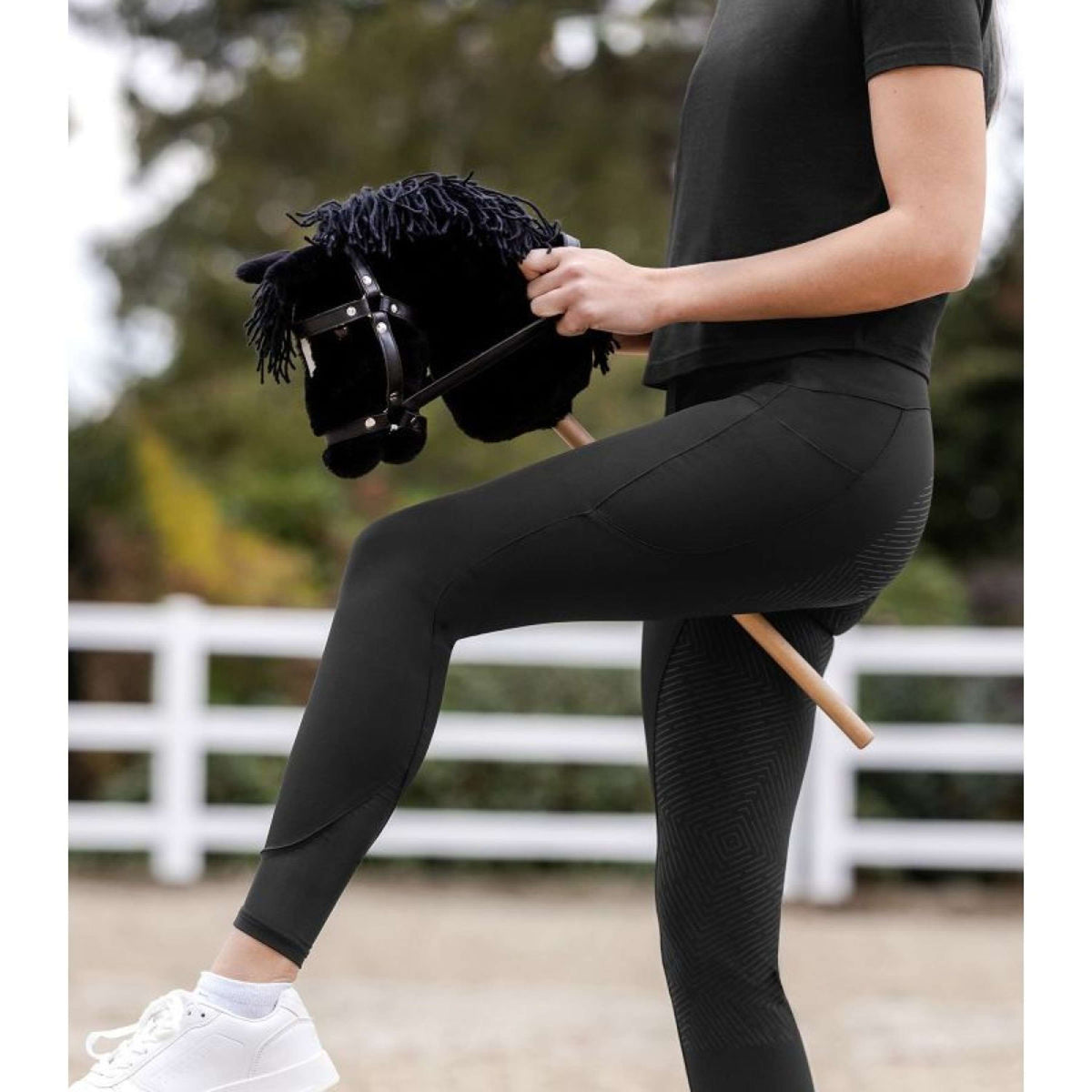 Waldhausen Hobby Horse Blacky Zwart